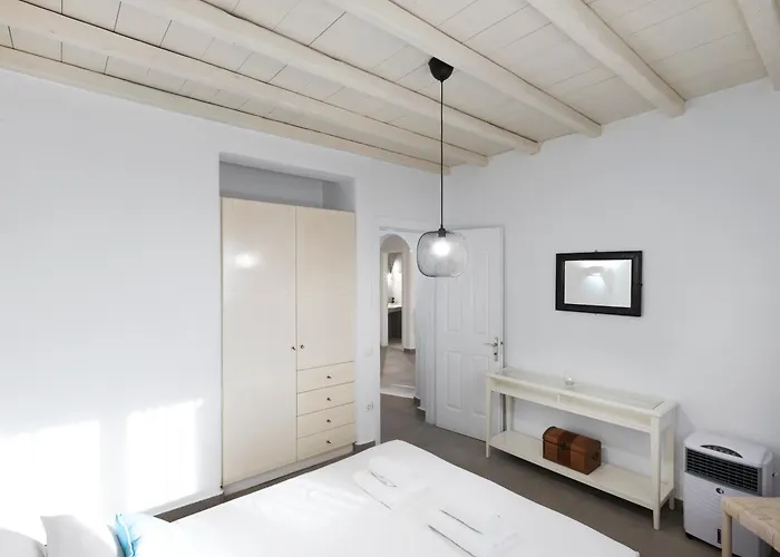 New!! The Mykonian Sunset - 10min From Town Villa *