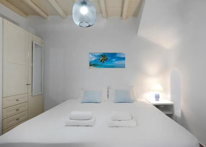 New!! The Mykonian Sunset - 10min From Town