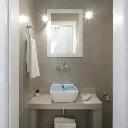 New!! The Mykonian Sunset - 10min From Town